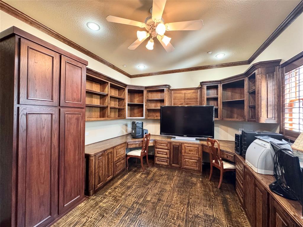 1634 Oak Ridge Drive