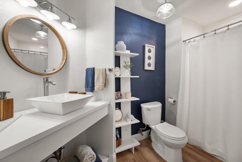 September Sound - Residential