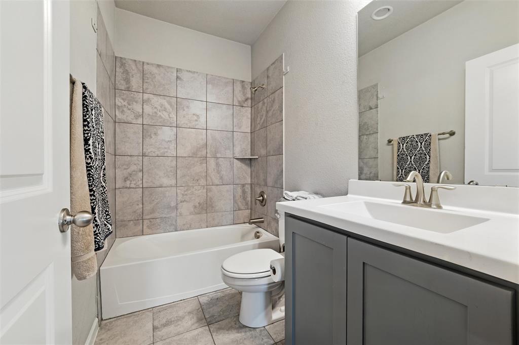 Hometown Canal District Ph 5a - Residential