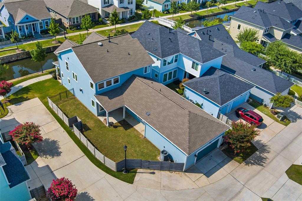 8748 Morris Mews