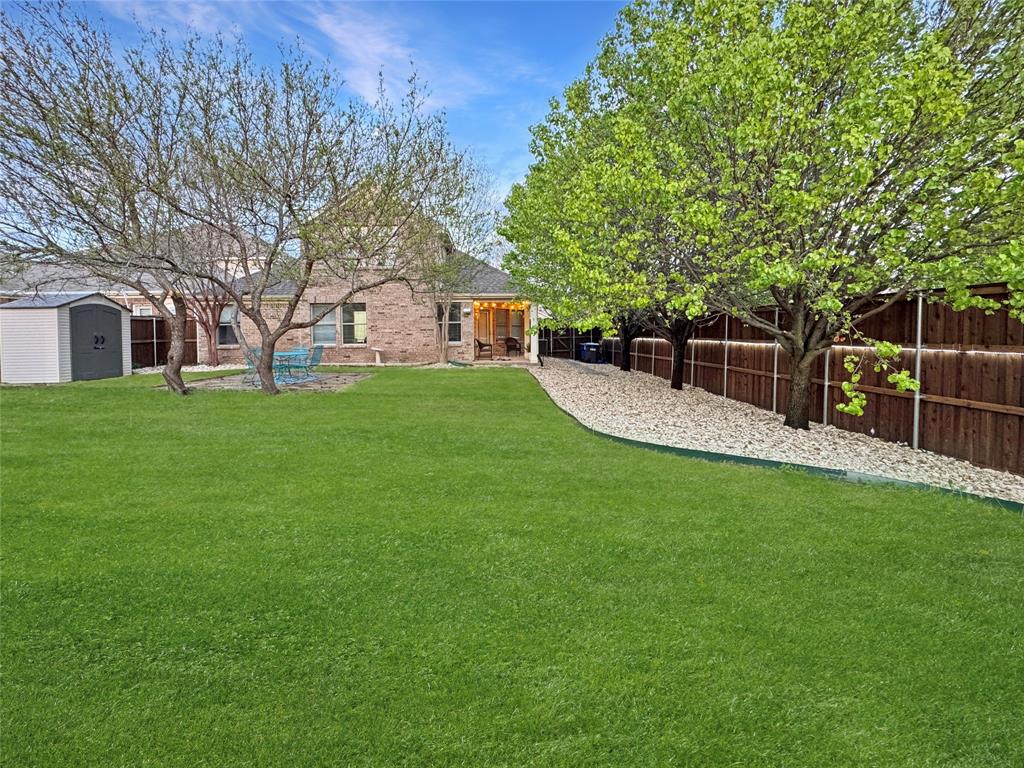 2701 Indian Oak Drive