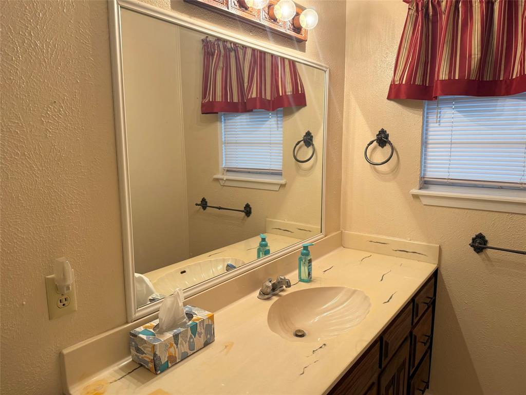 WARREN DAVIS - Residential