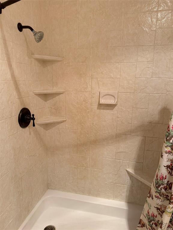 WARREN DAVIS - Residential