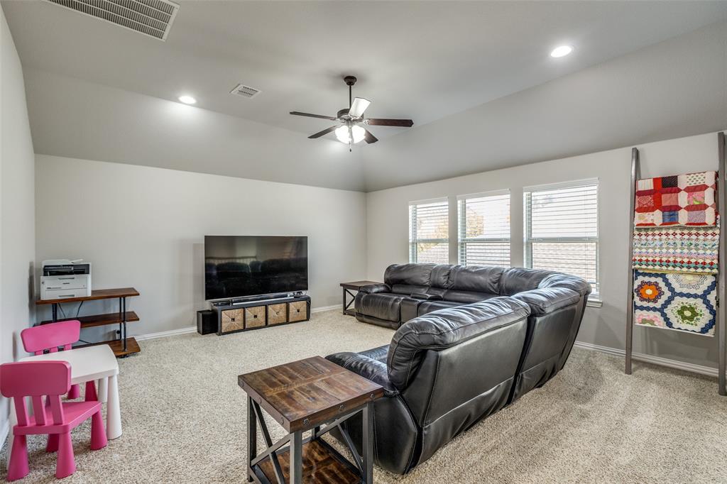 Hardin Lake - Residential