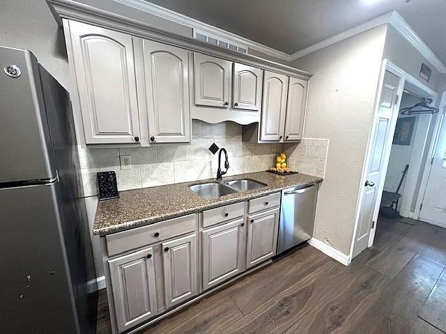 Colony 11 - Residential