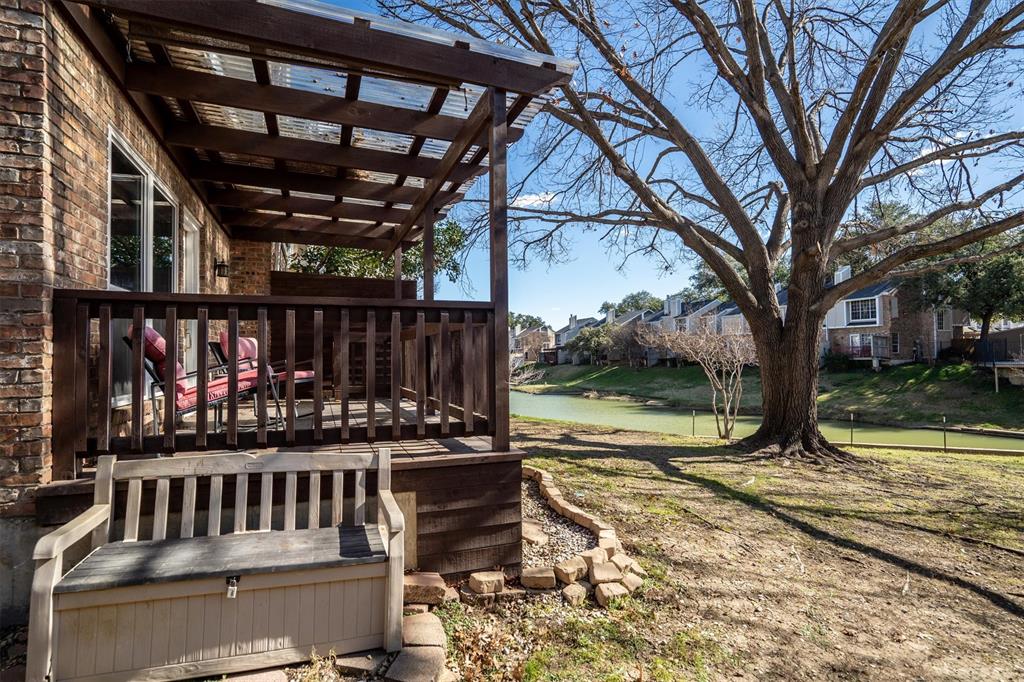 Lakeside Lndg Twnhm - Residential