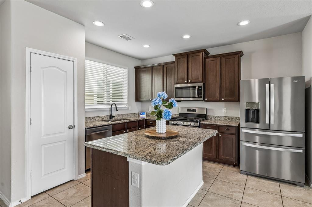 Azalea Village At Sa - Residential