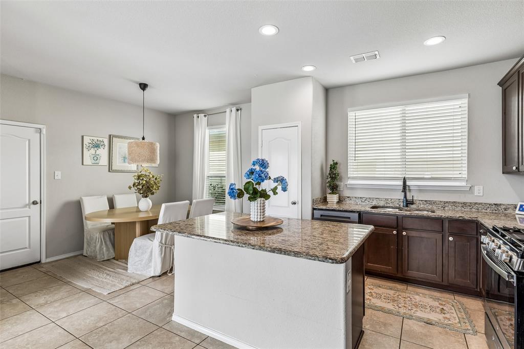 Azalea Village At Sa - Residential