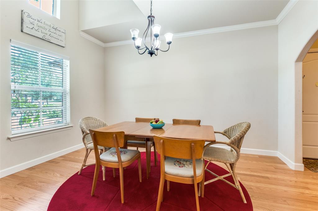 1221 Greenwood Drive