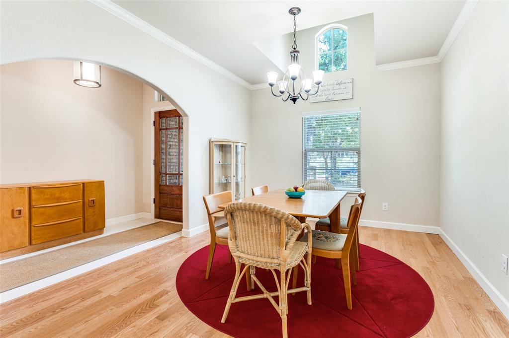1221 Greenwood Drive