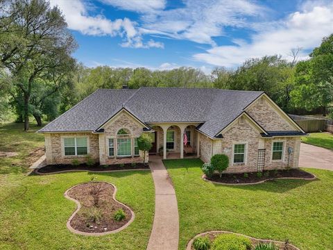 104 Lost Oaks Drive Waco TX 76705