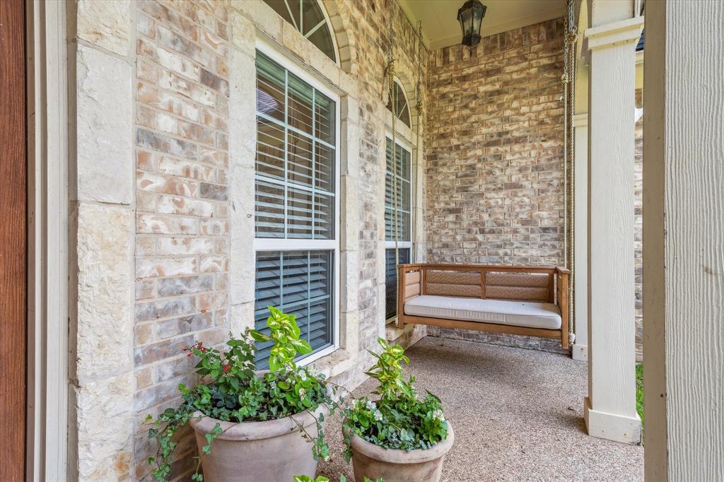 104 Lost Oaks Drive