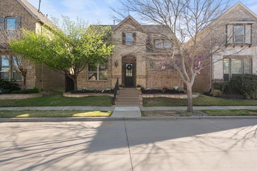 1003 Lone Ivory Trail