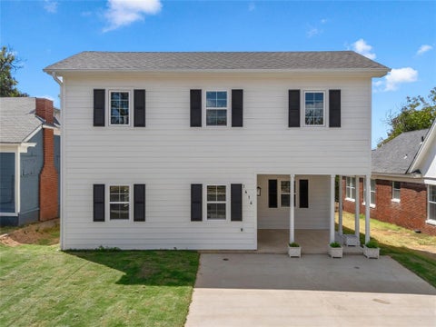 Photo of 1616 N 17th Street, Waco, TX 76707 (MLS # 21393707)
