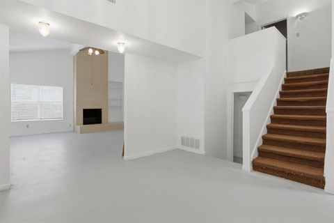 Photo of 4802 Stallcup Drive, Mesquite, TX 75150 (MLS # 21119863)