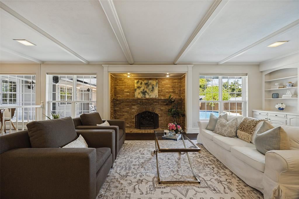7219 Stonetrail Drive