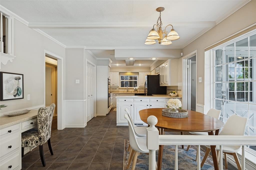 7219 Stonetrail Drive