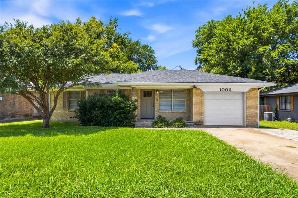 Photo 1 of 25 — 1006 N Grant Drive, Sherman, TX 75092