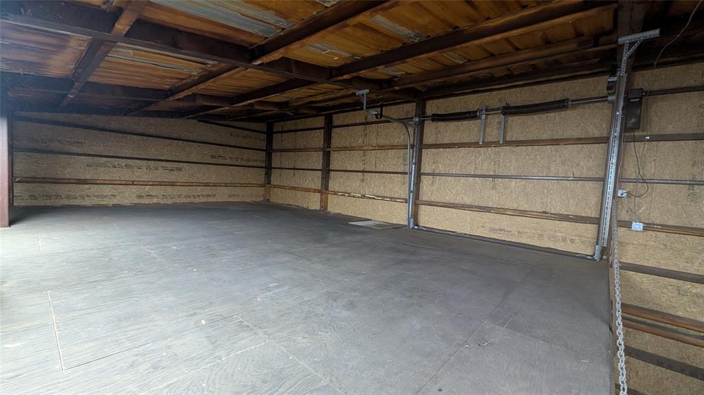 G-0630 JONES HARDIN A-G0630, ACRES .359 - Commercial Lease