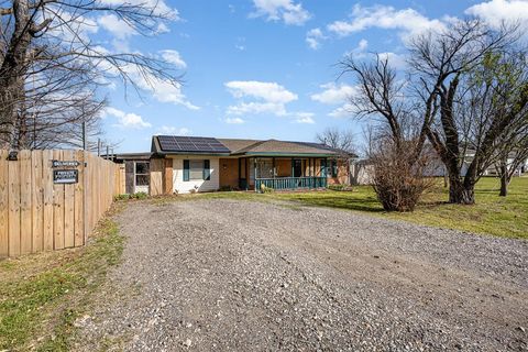 604 W 2nd Street, Venus, TX 76033 - MLS#: 20880054