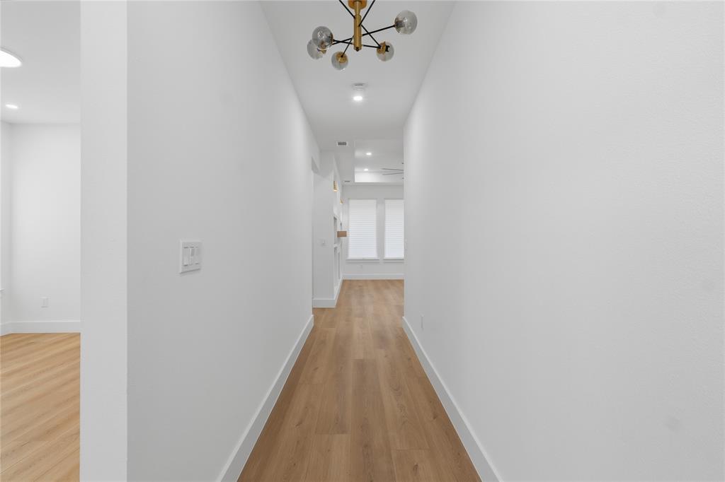 A W Grahams Bl A-2403 - Residential