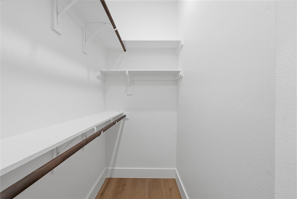 A W Grahams Bl A-2403 - Residential