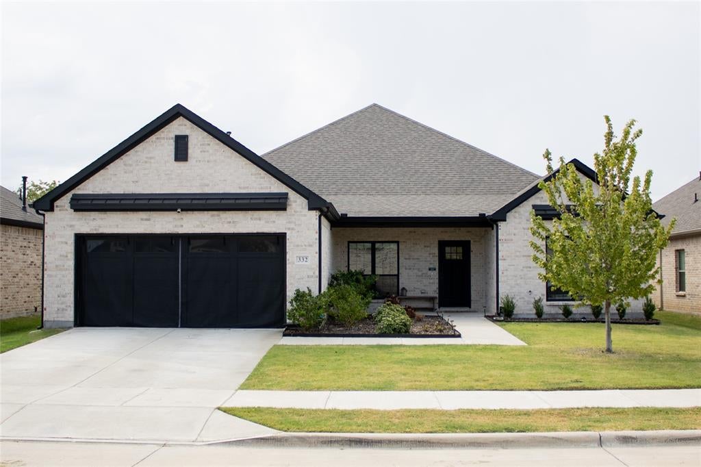332 Lakeside Drive