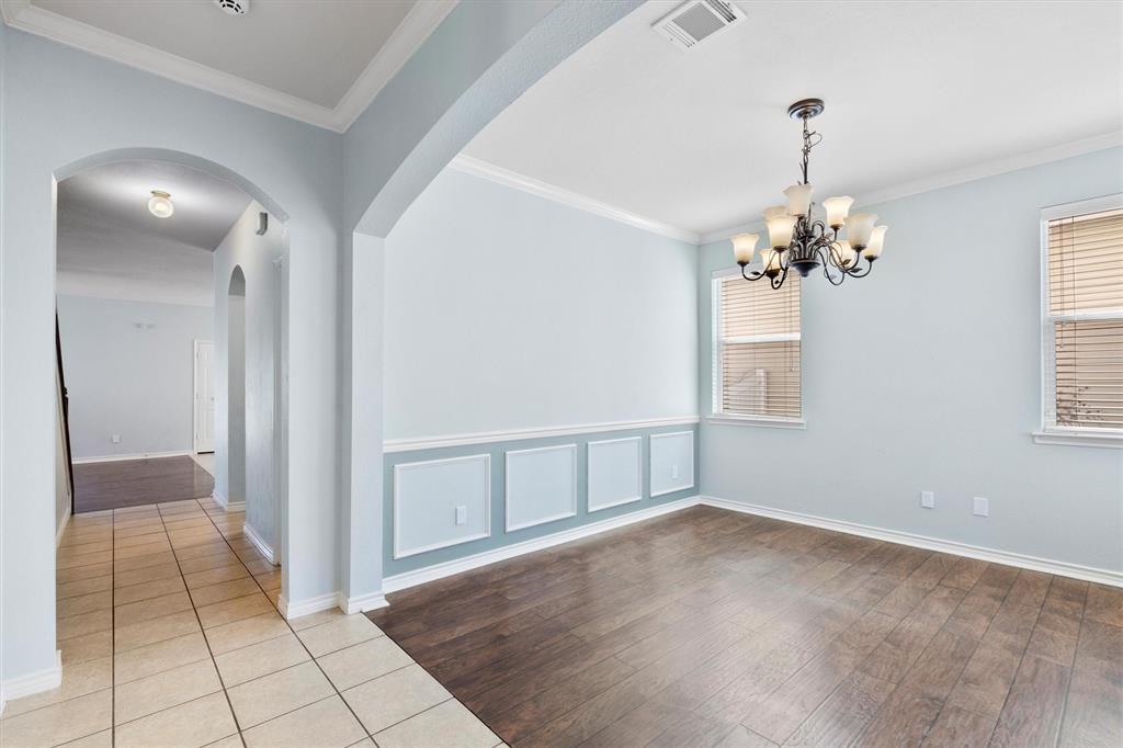 1208 Hayden Lane
