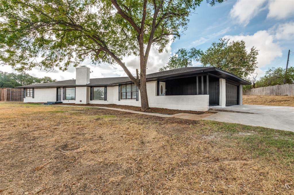 325 Crescent Drive