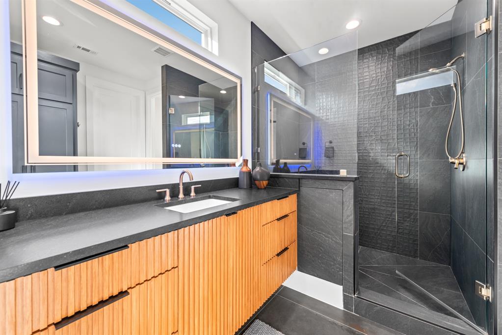 Renaissance - Residential