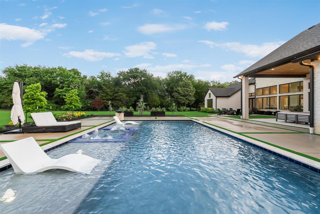 Renaissance - Residential