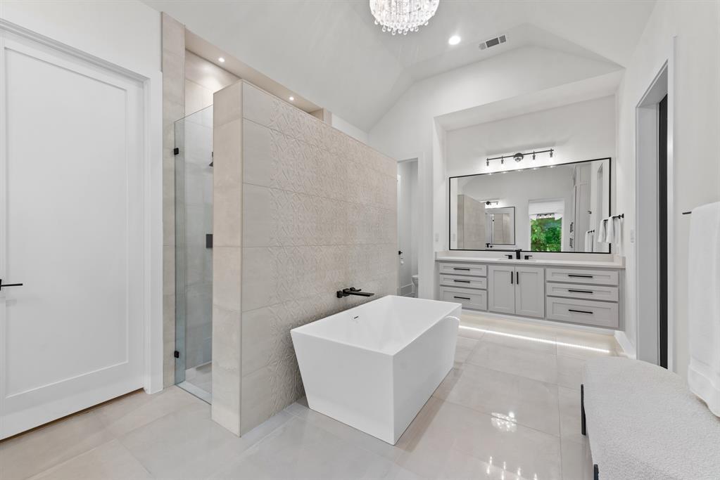 Renaissance - Residential