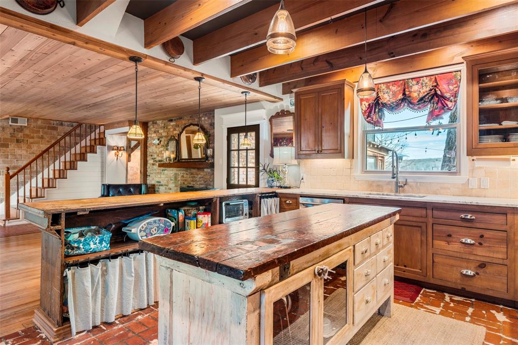 Dixie Isle - Residential