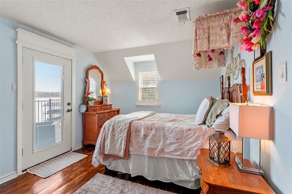 Dixie Isle - Residential