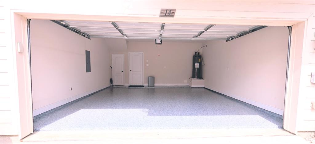 Brownstones At Vista Ridge Con - Residential Lease