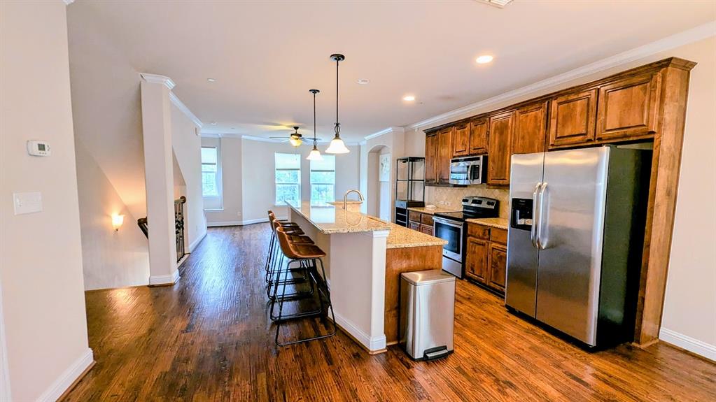 Brownstones At Vista Ridge Con - Residential Lease