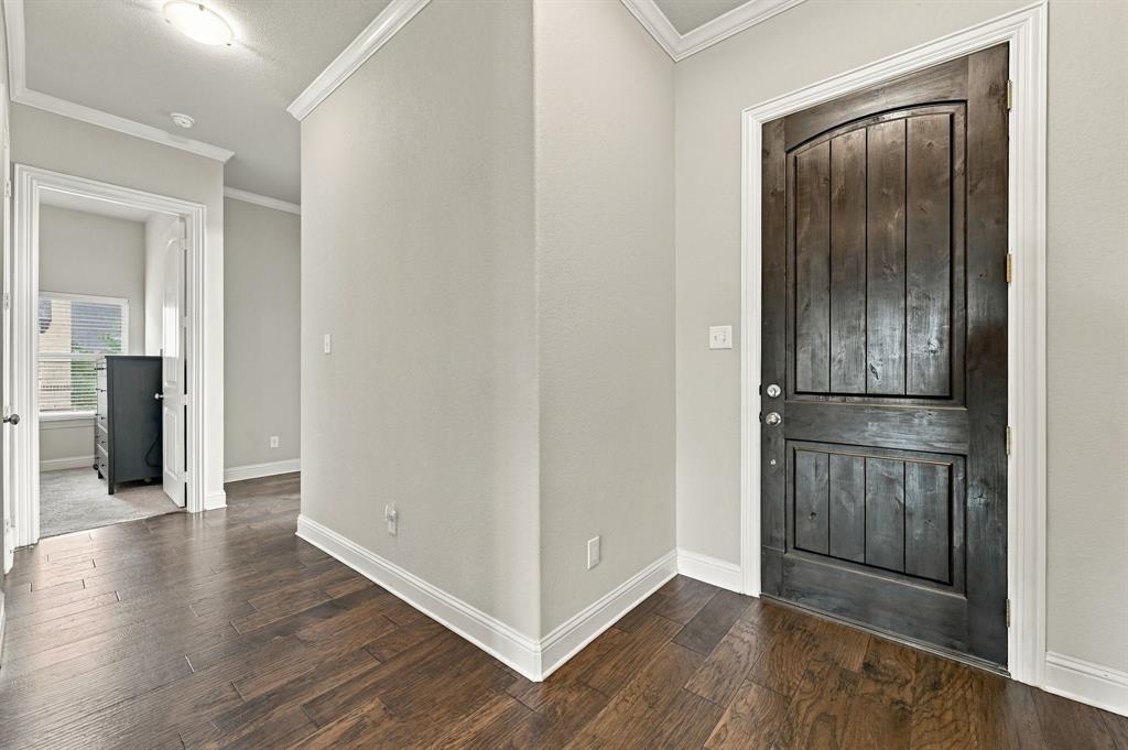 813 Rustic Trail