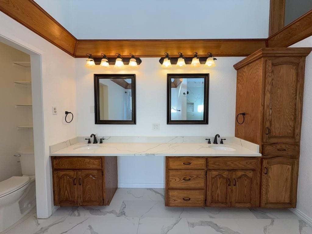 Garden Oaks 04 - Residential Lease