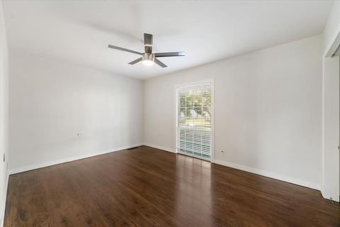 Tiny photo for 5416 Winton Street, Dallas, TX 75206 (MLS # 21071167)