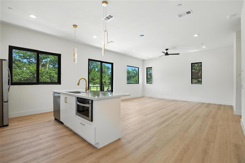 OLD EAST DALLAS - Residential Lease