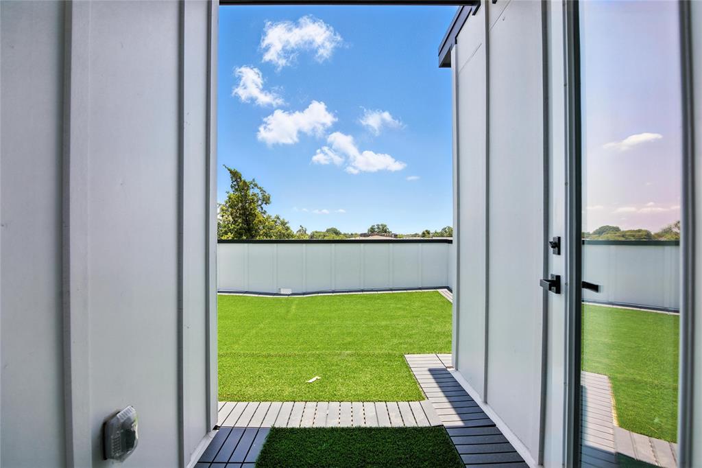 OLD EAST DALLAS - Residential Lease