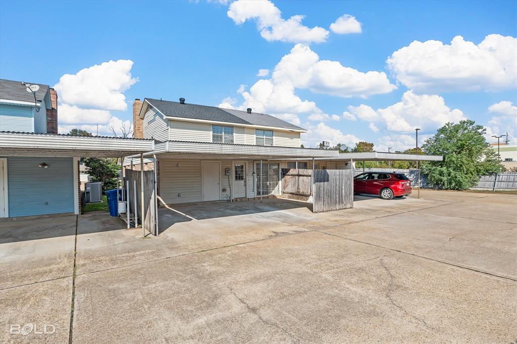 Shreveport, Louisiana 71105, United States, 3 Bedrooms Bedrooms, ,3 BathroomsBathrooms,Residential,Contingent,34438