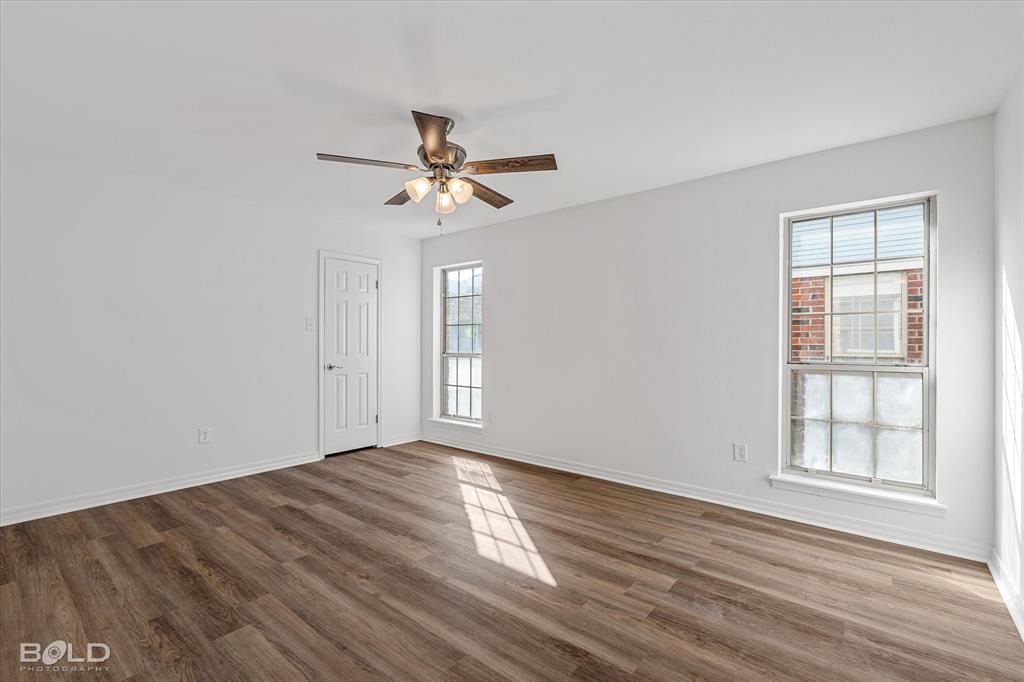 Shreveport, Louisiana 71105, United States, 3 Bedrooms Bedrooms, ,3 BathroomsBathrooms,Residential,Contingent,34438