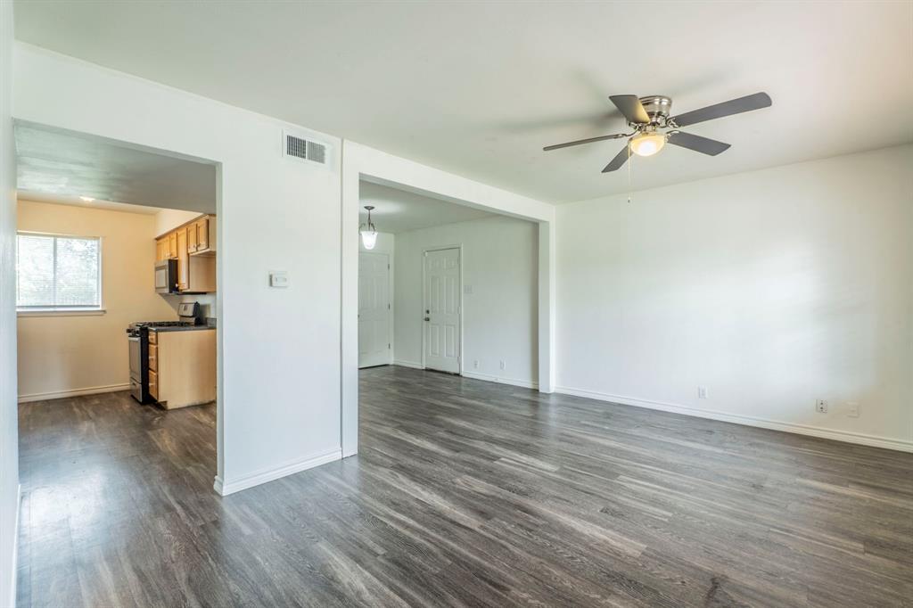 1131 Pebblebrook Drive