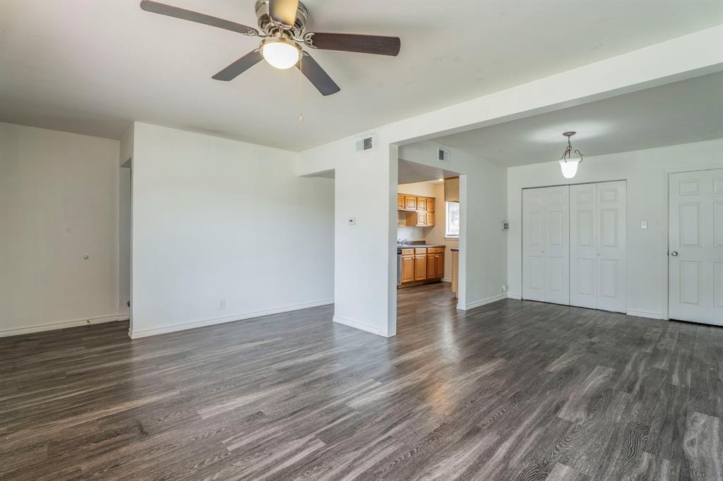 1131 Pebblebrook Drive