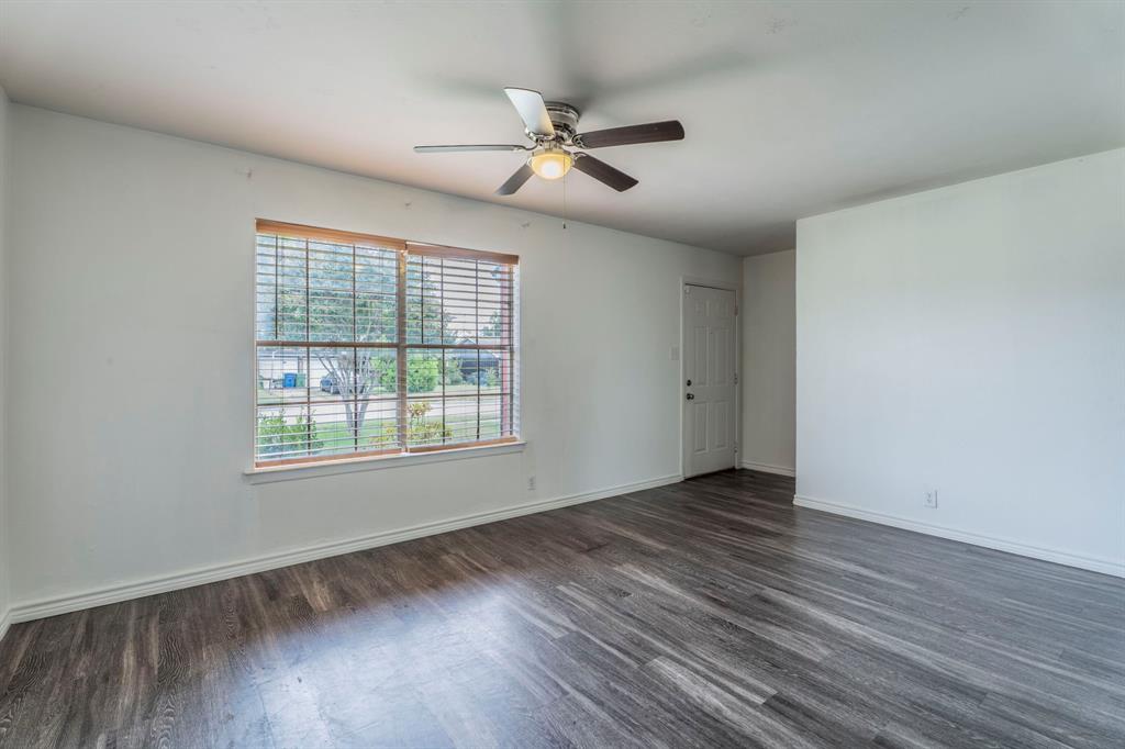 1131 Pebblebrook Drive
