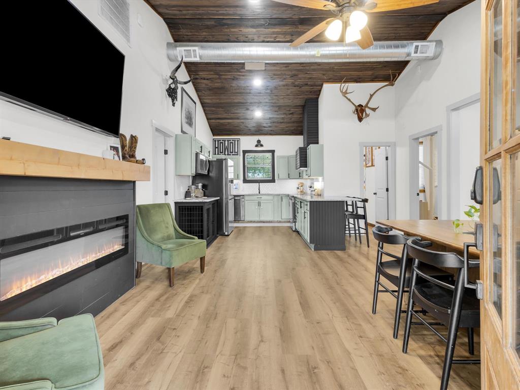 752 Salt Creek Road