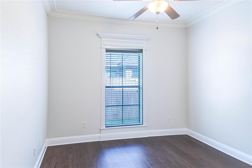 Twelve Oaks - Residential