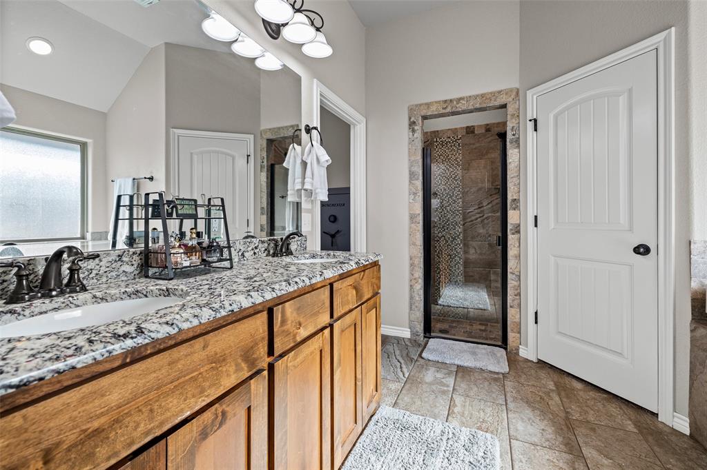 Main Place - Residential