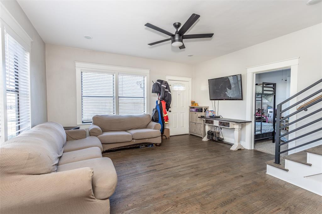 1903 N Weaver Street